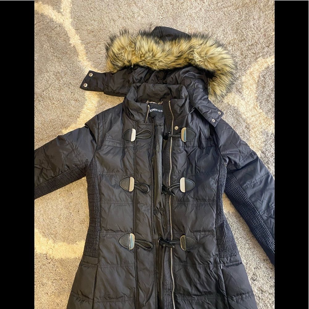 Express down parka with clasps